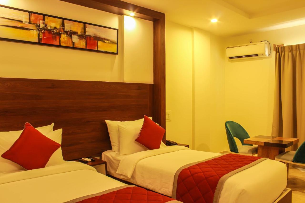 Rest Inn Skr A Petrichor Hotel Bangalore Extérieur photo